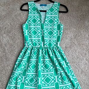 Green/white spring dress